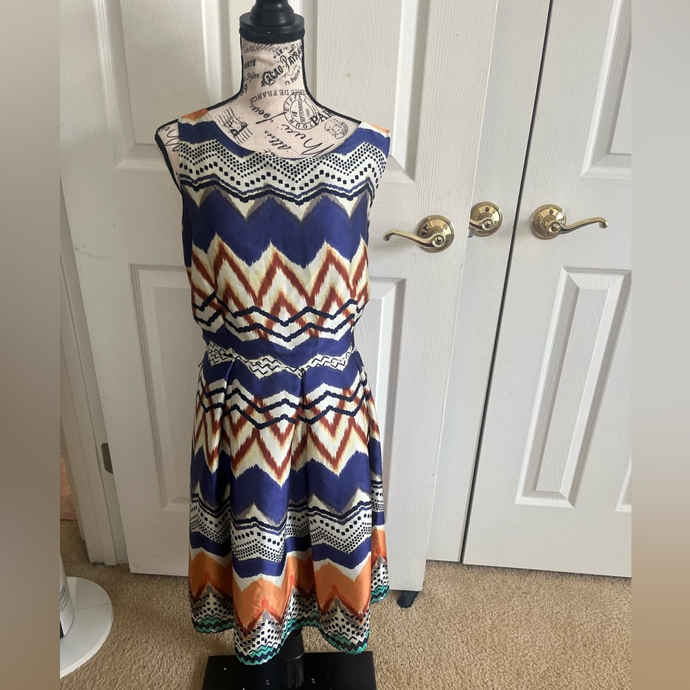 Vibrant Tribal Print Sleeveless Dress - Size 14